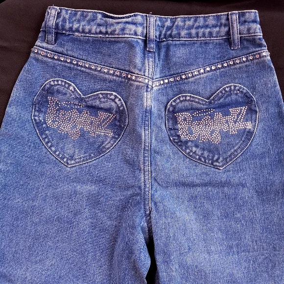 Bratz × Dolls Kill like new heart Pocket rhinestone adorable str8leg jeans! - Picture 12 of 12